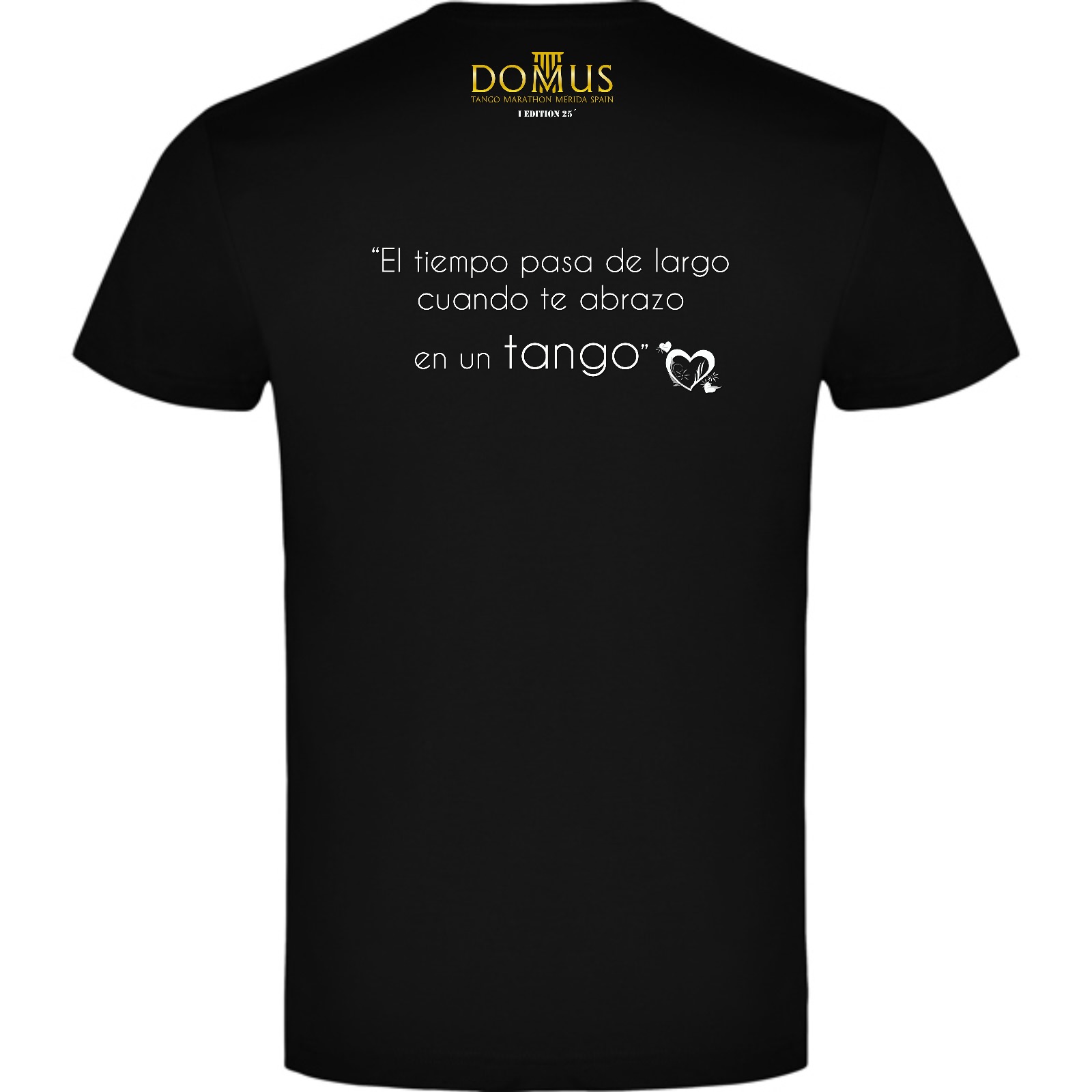 "El tiempo pasa de largo cuando te abrazo en un tango"