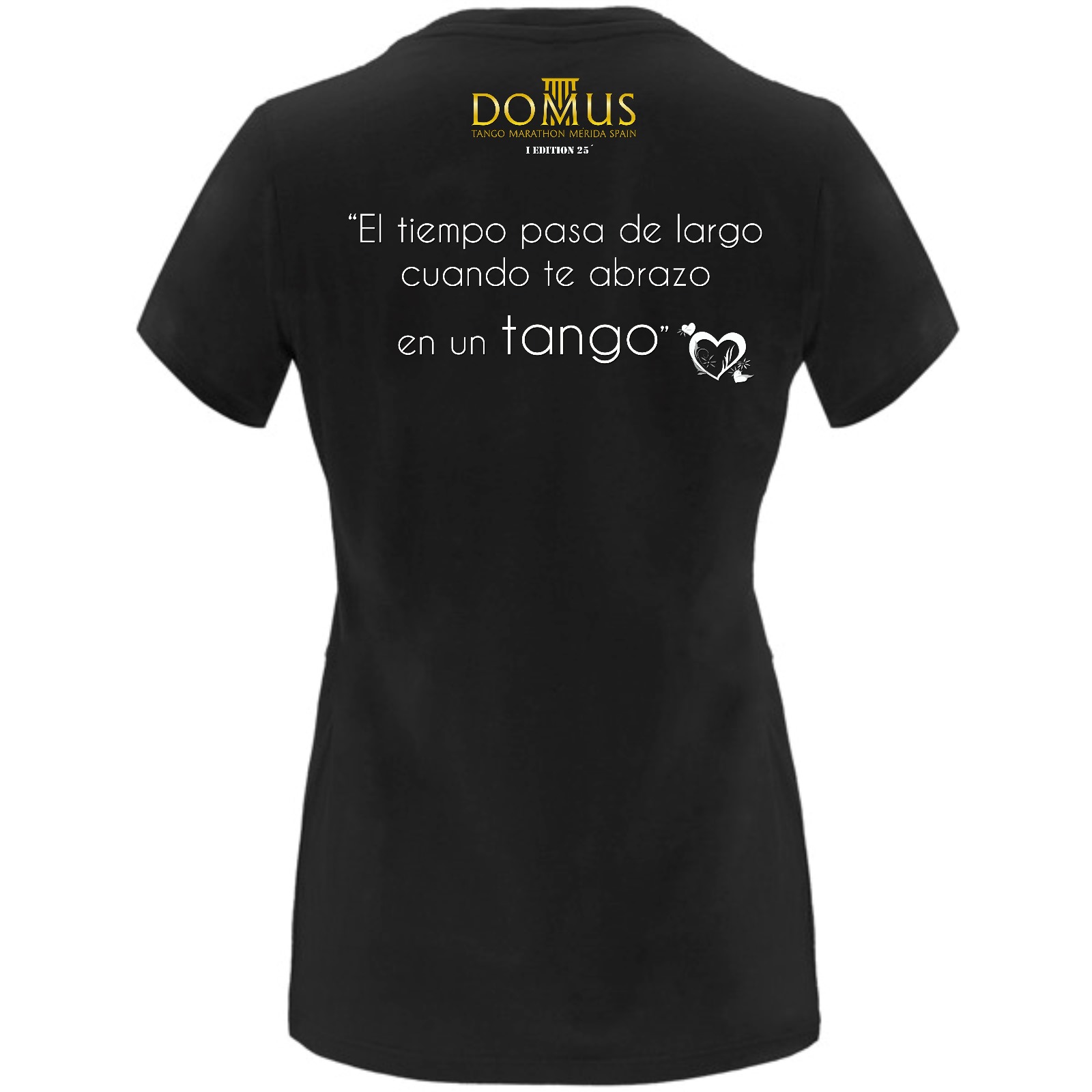"El tiempo pasa de largo cuando te abrazo en un tango"